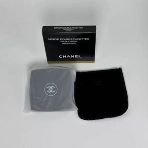 CHANEL Miroir Double Facettes (Black)